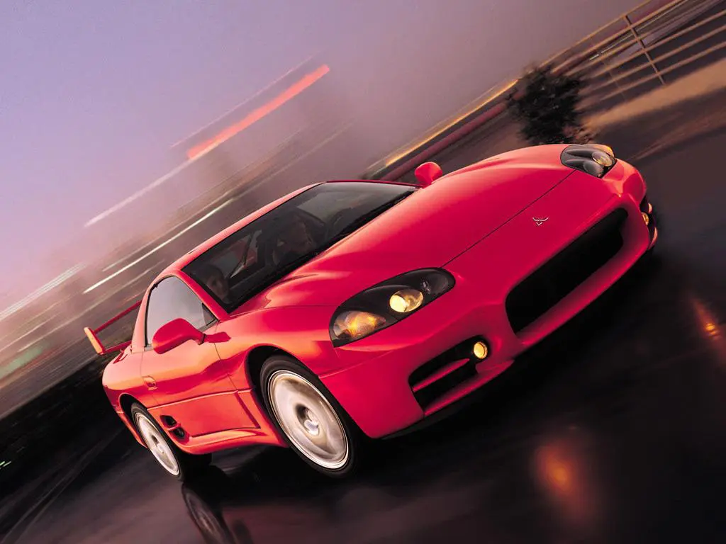 Mitsubishi 3000GT сохраняет устойчивость на большой скорости, при прохождении поворотов