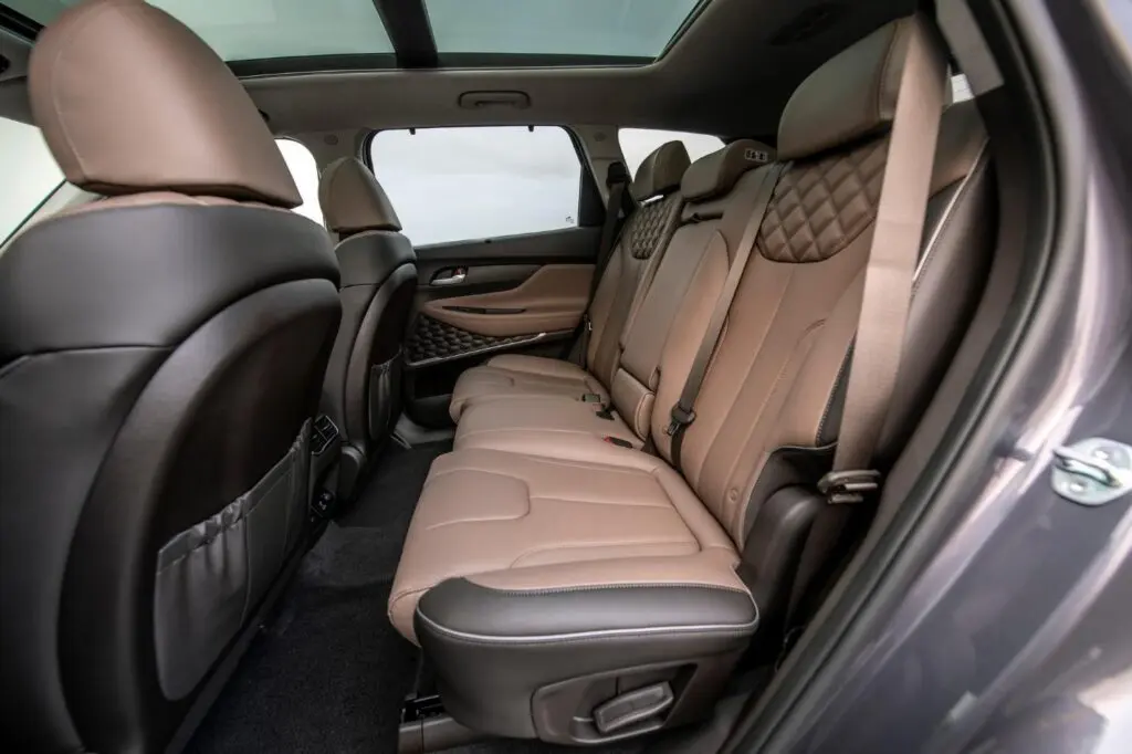 Просторный салон Hyundai