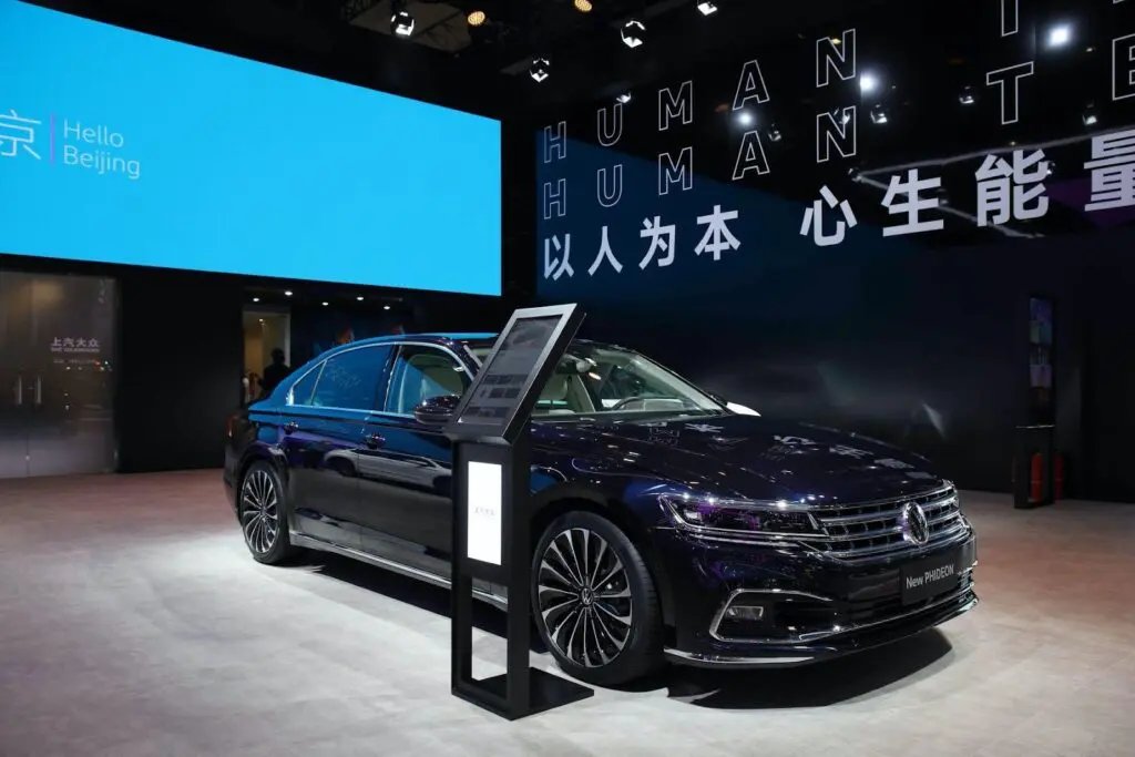 Флагманский лимузин VW Phideon