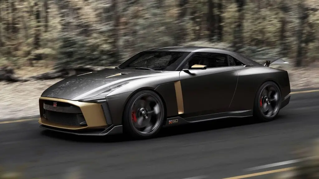 Суперкар GT-R50