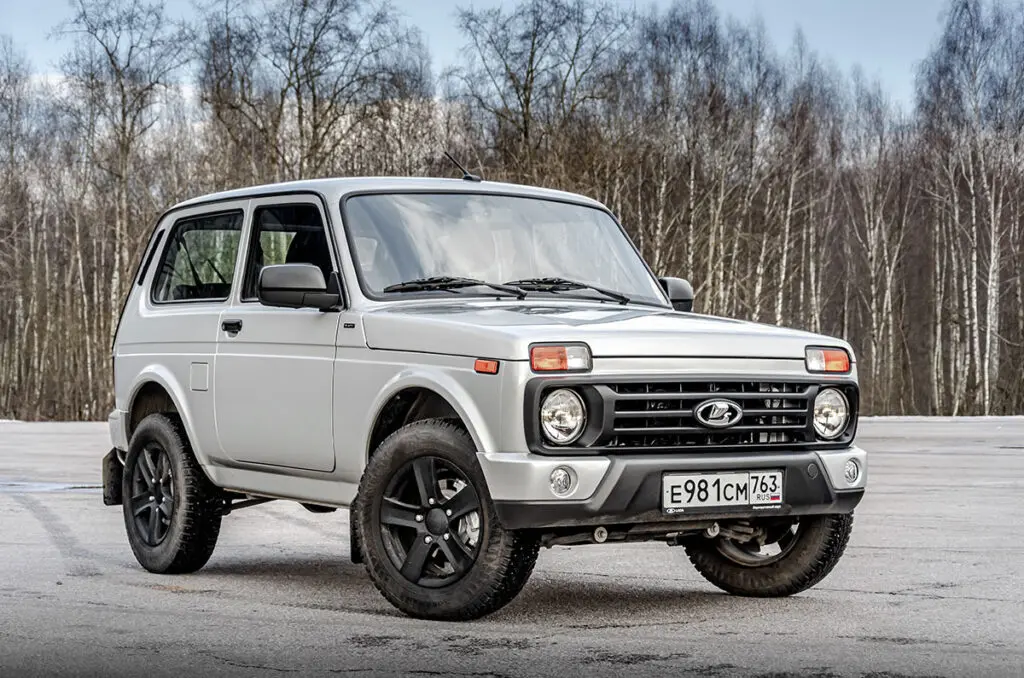 Самый дешевый внедорожник на отечественном рынке – Lada Niva Legend