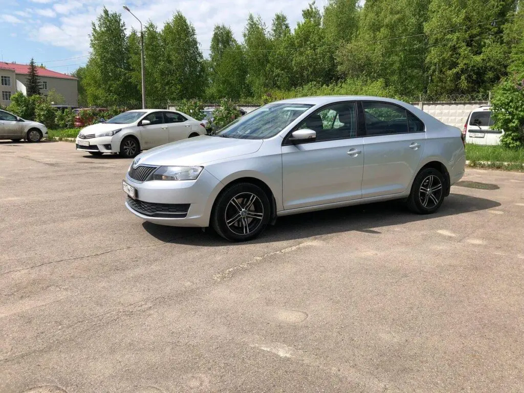 Skoda Rapid 2017 года выпуска