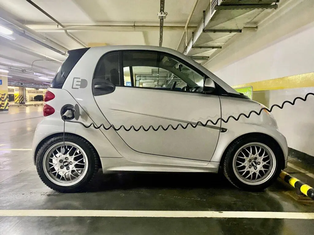 Smart Fortwo второго поколения 2013 года выпуска