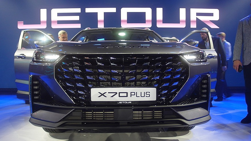 Полгода после старта продаж Jetour X70 Plus в России: когда бюджетный китаец хочет быть премиумом