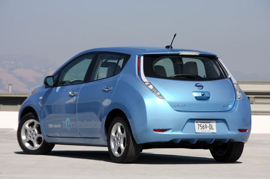 Nissan Leaf стал “Автомобилем года” в Европе