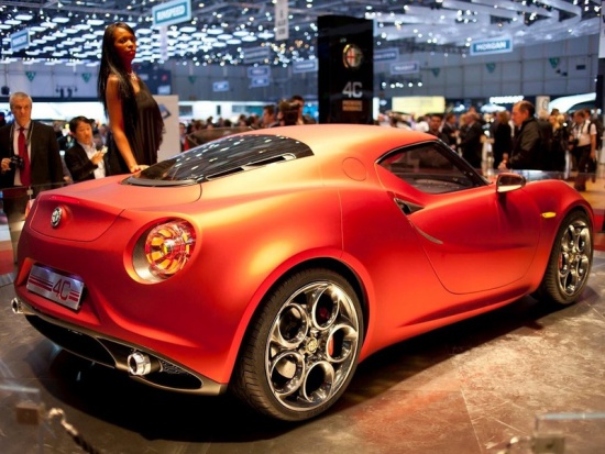 Производством Alfa Romeo 4C займется Maserati