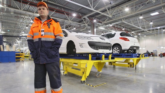 Калужский завод PSA Peugeot Citroen и Mitsubishi Motors приостановят через месяц