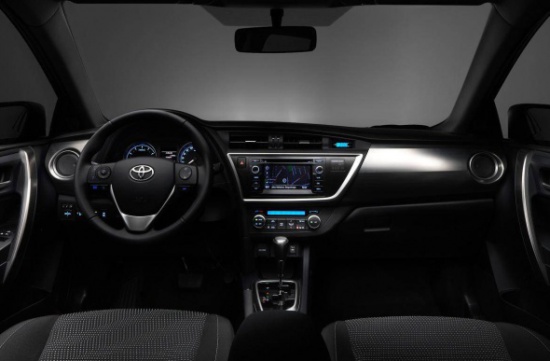 Новая Toyota Corolla представлена официально