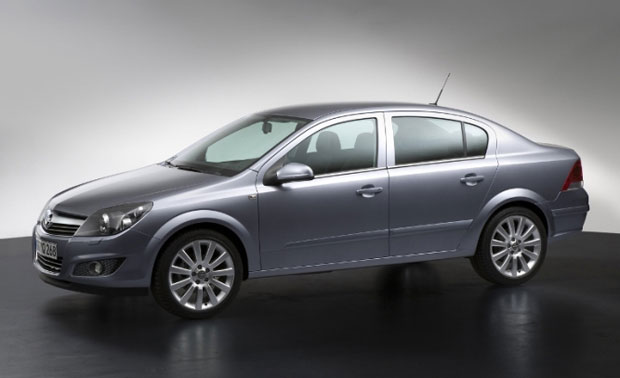 Седан Opel Astra покорит российский рынок
