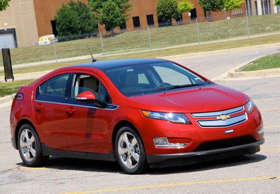 Новый гибрид Chevrolet Volt – известна цена