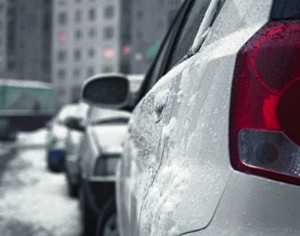 В Петербурге автовладельцев заставят чистить снег во дворах