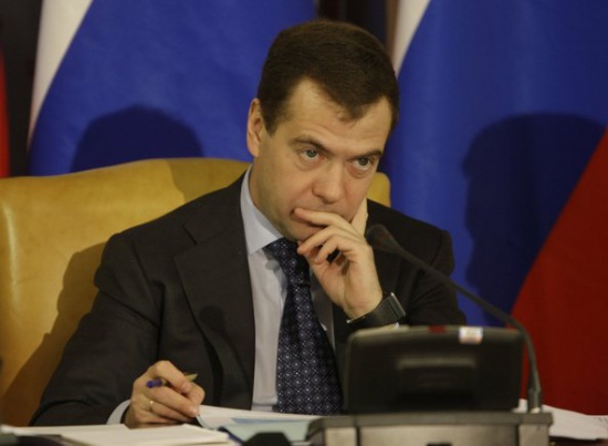 Медведев: техосмотр надо отменить