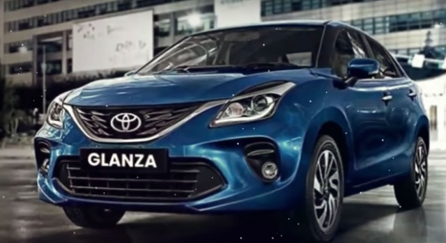 Новый хэтчбек Glanza от Toyota за полмиллиона