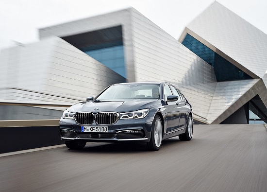 Новый BMW 7-Series оценили в 5 290 000 рублей