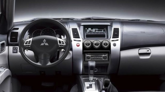 Обновленный Mitsubishi Pajero Sport скоро в России
