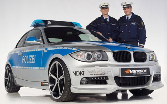 BMW 1-series стала полицейской машиной