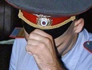 Майор из Москвы похитил свыше 100 люксовых иномарок
