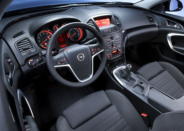 Обзор Opel Insignia 2009