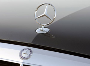 Mercedes стал лидирующей люксовой маркой в США