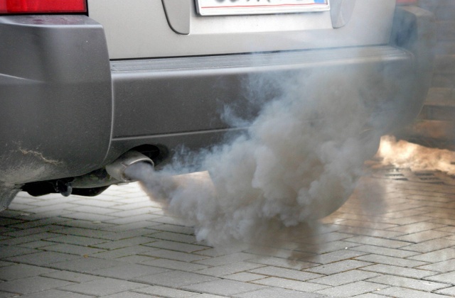 Какой вред может наносить газ двигателю автомобиля