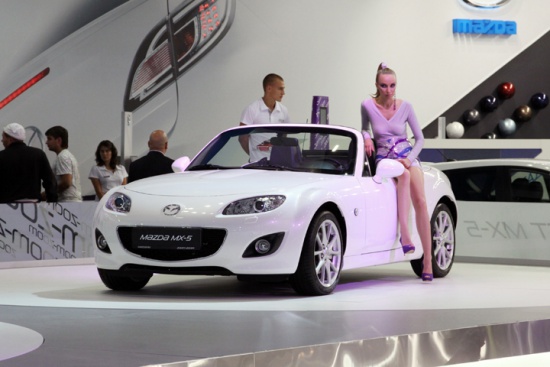 Московский международный автомобильный салон: новинки Mazda. Фото