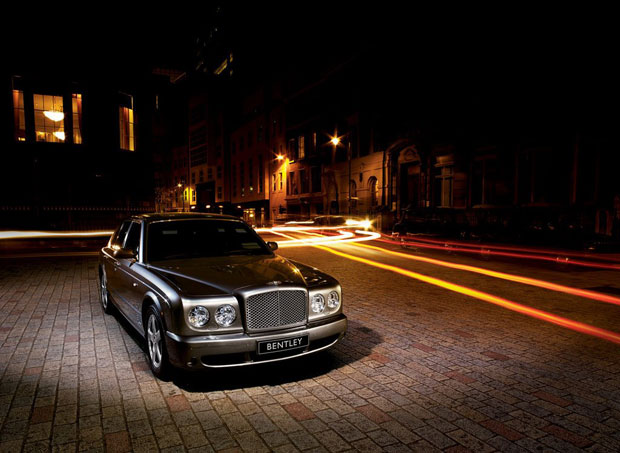 Bentley Arnage - будущее воплощение консервативного стиля с дьявольской мощностью