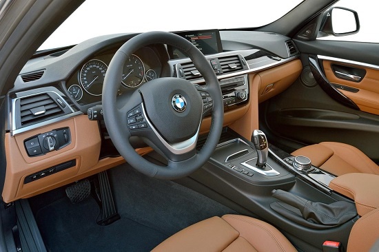Обновленную BMW 3-Series оценили в России в 1 560 000 рублей