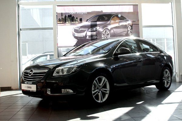 Opel Insignia: первая встреча