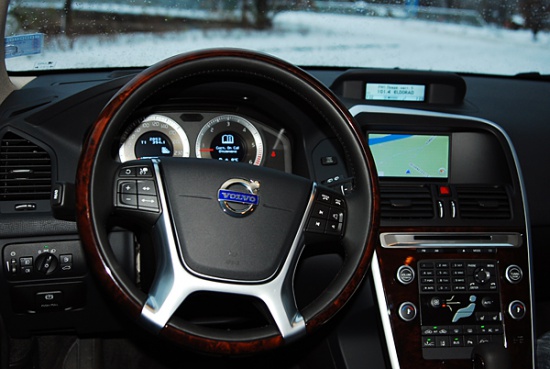 Обзор Volvo XC60 2009