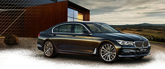 Совершенно новый BMW 7 серии.  Управляя роскошью.