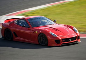 Ferrari 599XX установила новый мировой рекорд Нюрбургринга