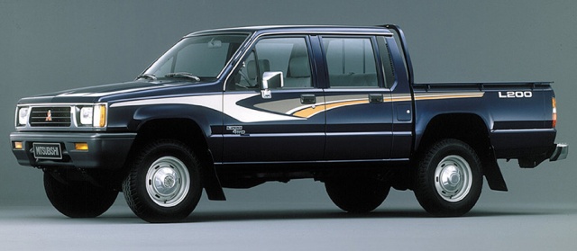 Пикап Mitsubishi L200 1986-1996 2 поколения