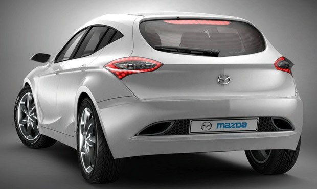 Провокационные фотографии Mazda разделили мнения поклонников