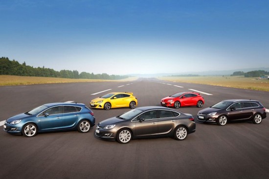 Новая Opel Astra подешевела до начала продаж