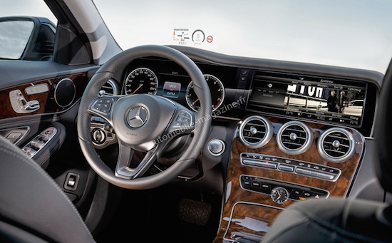 Обновленный Mercedes C-Class получит в 2017 году 70-сантиметровый дисплей