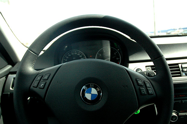 BMW 3 серии 2008 года - фото 5
