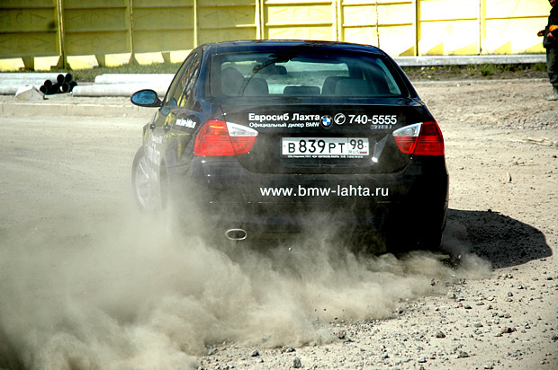 BMW 3 серии 2008 года - фото 7