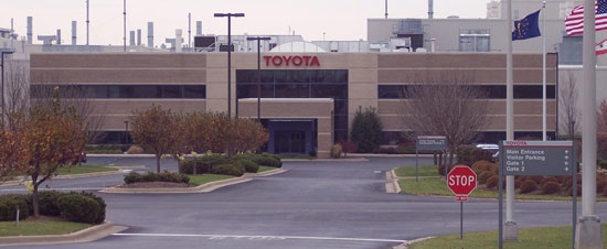 Toyota отзывает более миллиона автомобилей по всему миру