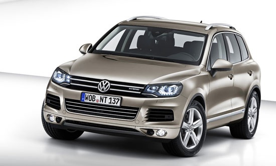 В России начались продажи нового VW Touareg