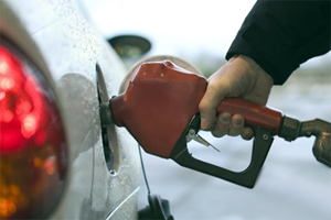 5 причин, по которым в России растут цены на бензин