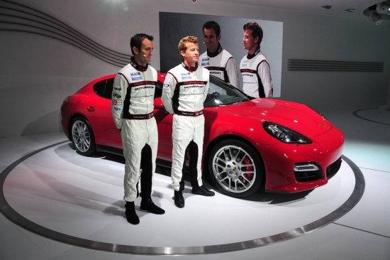 Porsche Panamera GTS - премьера в Лос-Анджелесе