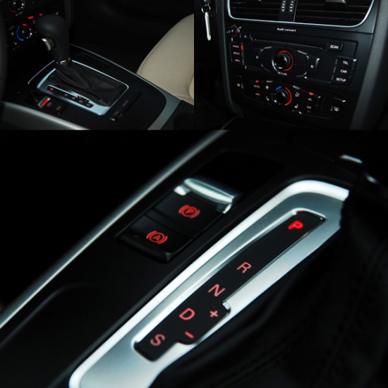 Интерьер Спортбека хорошо знаком по Audi A4 и A5: стильно, современно, качественно. Мультимедийная система MMI может оснащаться навигационной системой на русском языке, а за доплату мониторчик бортового компьютера в приборной панели может стать цветным. 