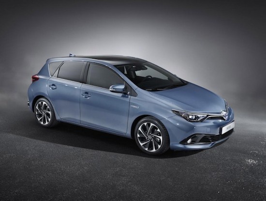 Toyota обновила Auris