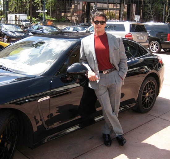 Сильвестр Сталлоне продает свою Porsche Panamera
