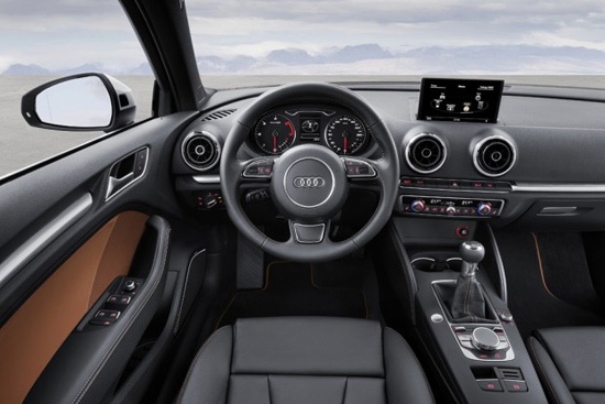 Audi официально представила в Россиии седан А3