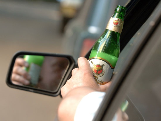 Полный запрет алкоголя за рулем одобрен в первом чтении