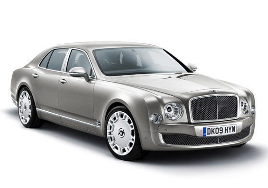 Самый дорогой Bentley распродали в России на два года вперед