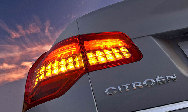 Новый Citroen C5 метит в тройку лидеров "премиум" класса
