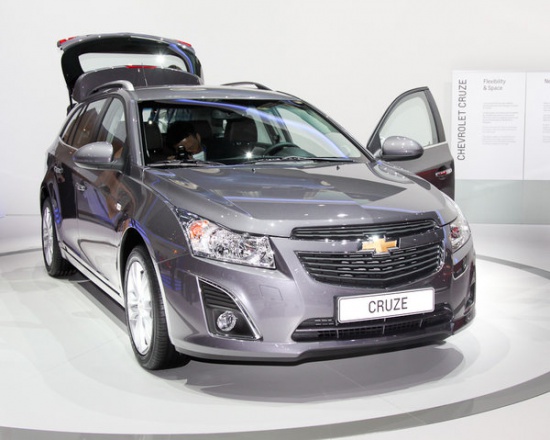 Chevrolet Cruze в кузове универсал появится в России в ноябре