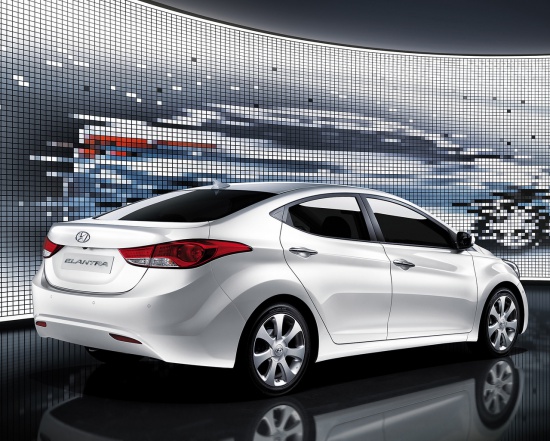 Новая Hyundai Elantra - цены и комплектации